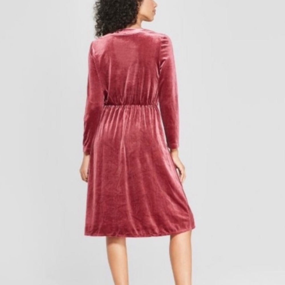 ❌SOLD❌ A New Day burgundy 3/4 sleeve velvet dress, size S - Picture 2 of 6